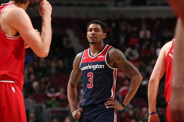 不肯提前续 不肯提前续